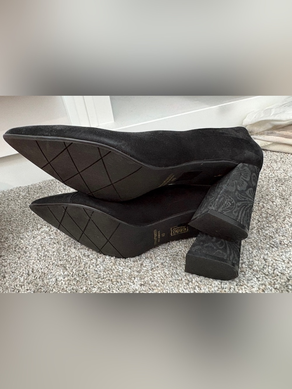 Capelli Rossi black suede pointed-toe pumps with Embossed Heel